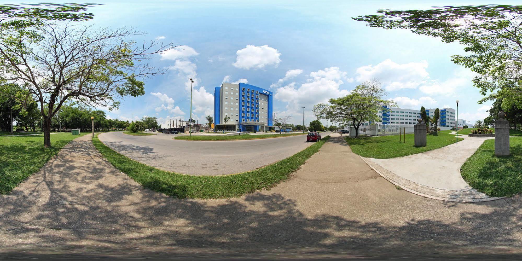 One Villahermosa 2000 Esterno foto